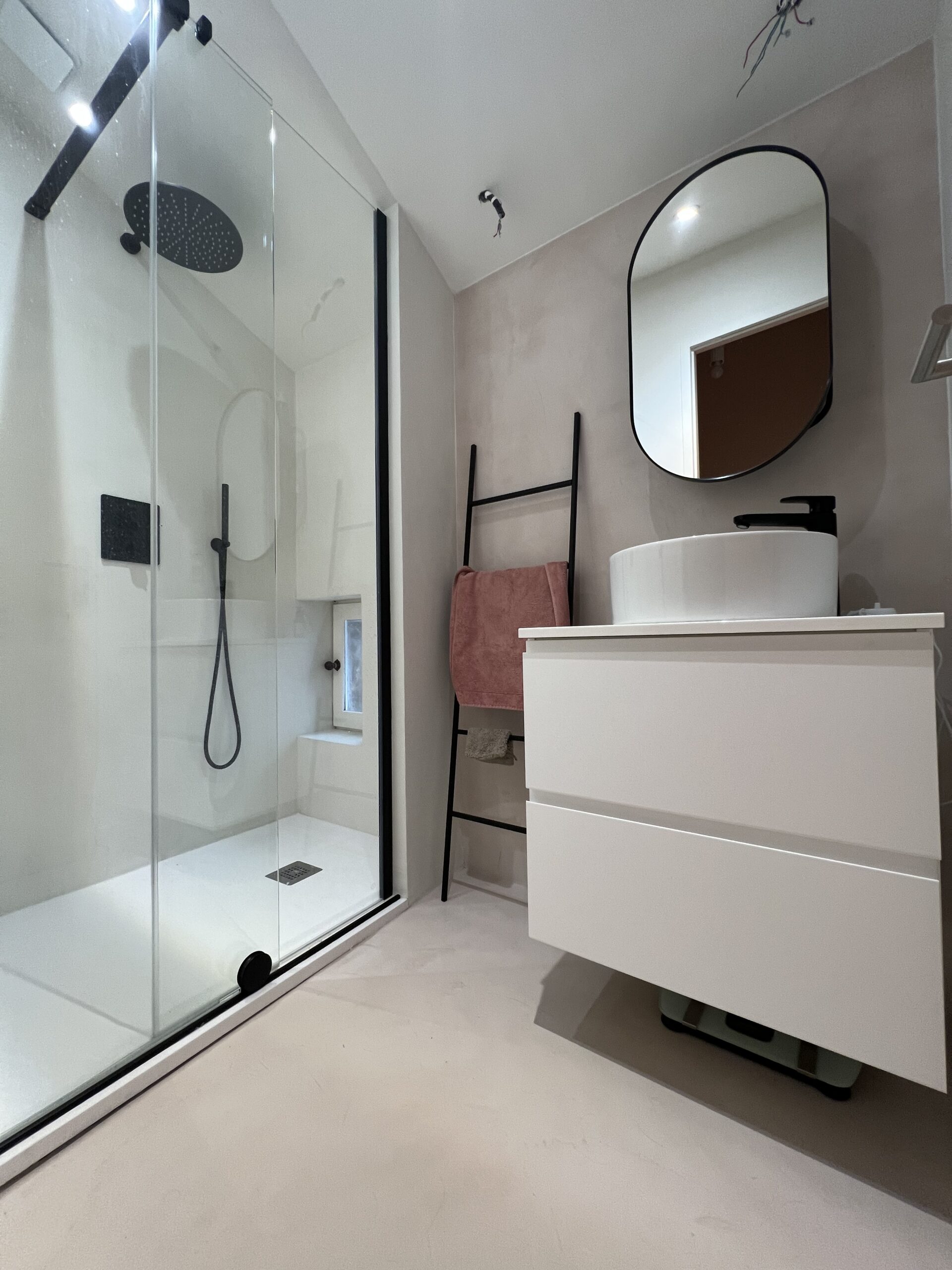 Chantier d'installation réalisé par 2 HOT à Fameck et en Moselle